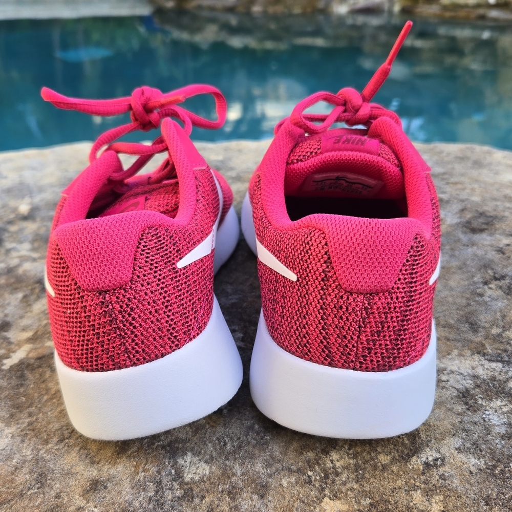 NWOT Nike Kids Tanjun Rush Running Shoe - Picture 4 of 7
